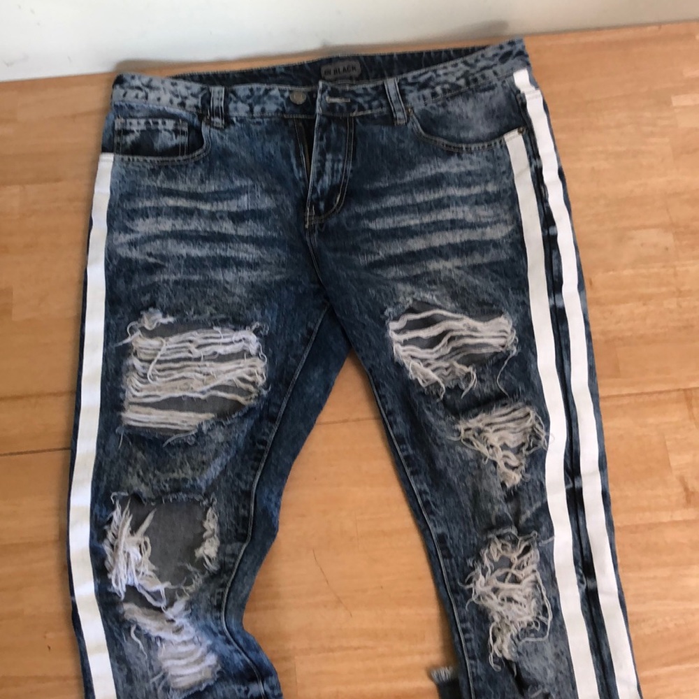 Blue Ripped Jeans size 36/32 White side stripe